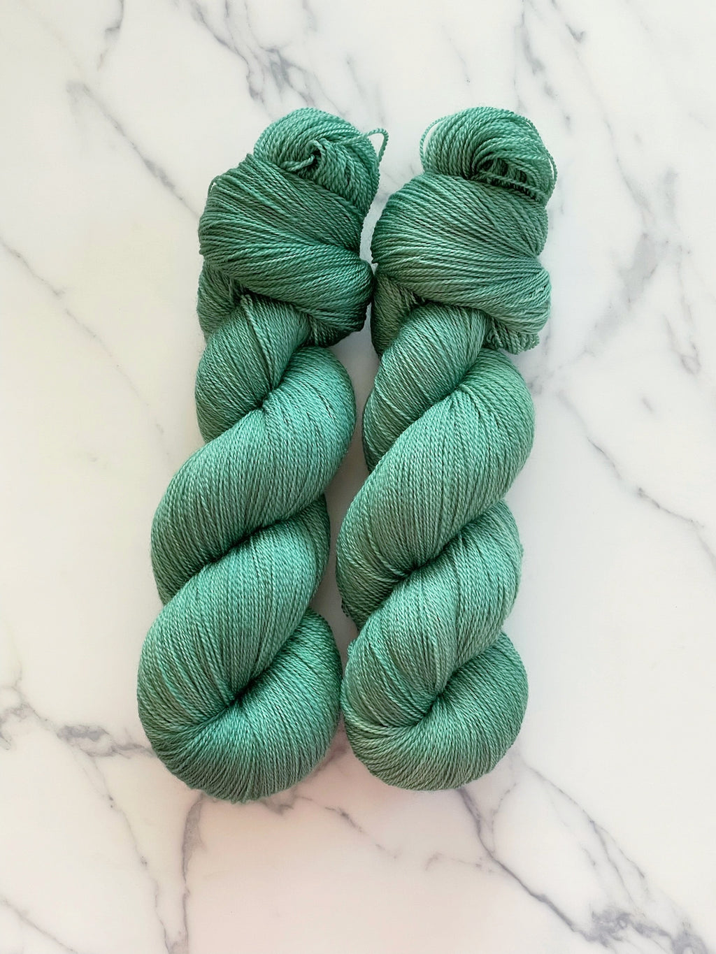 Serendipity 260 - Happy Lace